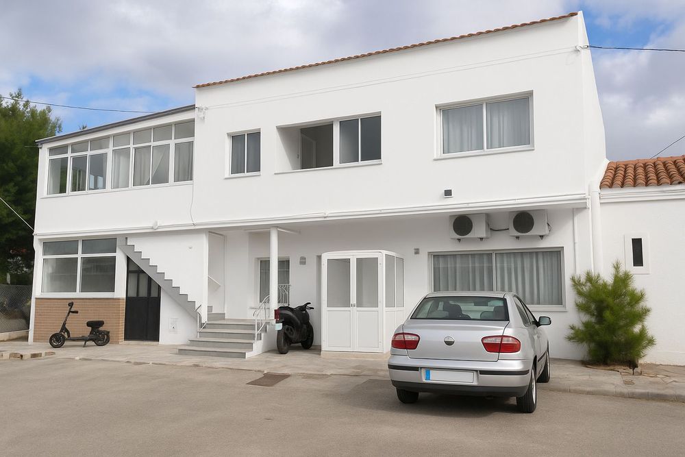 Vende-se habitação 250 m2, Estói