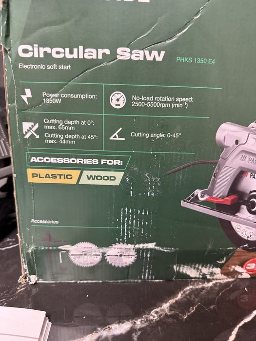Ручна циркулярная пила Parkside PHKS 1350 E4 торцовка торцювальна