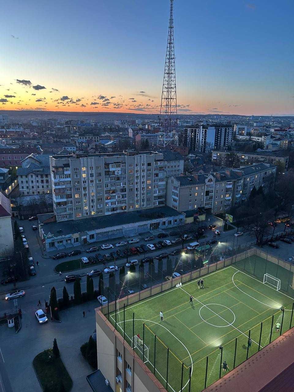 Видова 2км квартира з терасою у центрі міста, вул. Коновальця