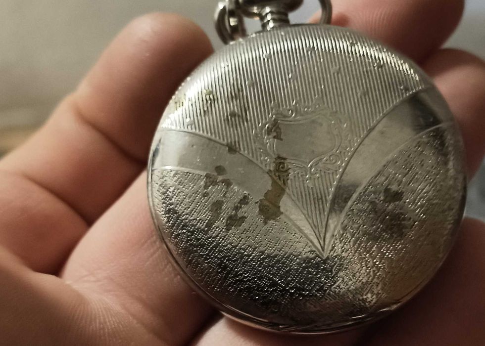 Stary zegarek kieszonkowy