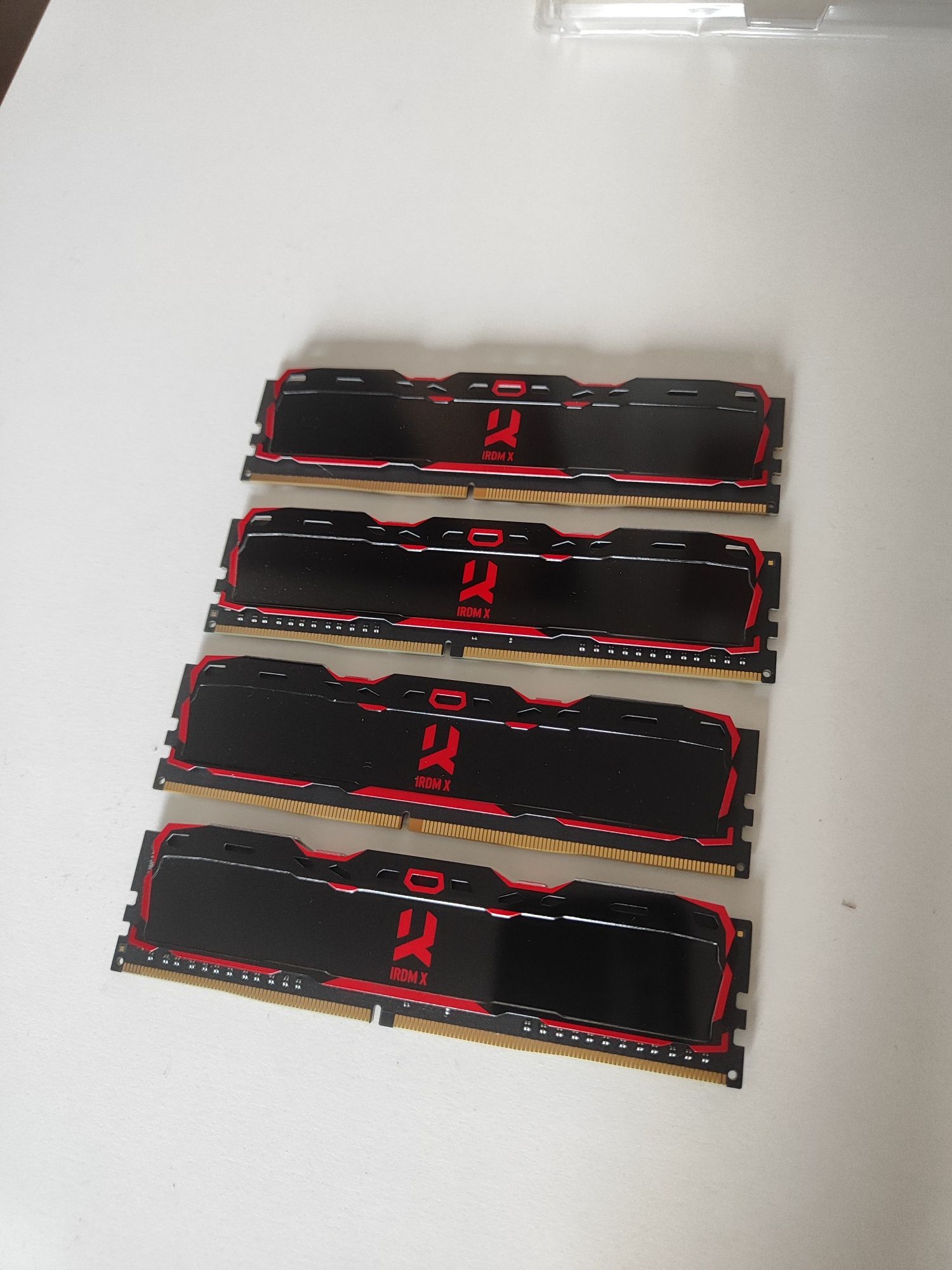 Pamięć RAM GoodRam IRDM X DDR4 16GB (4 x 8GB) 3200 CL16