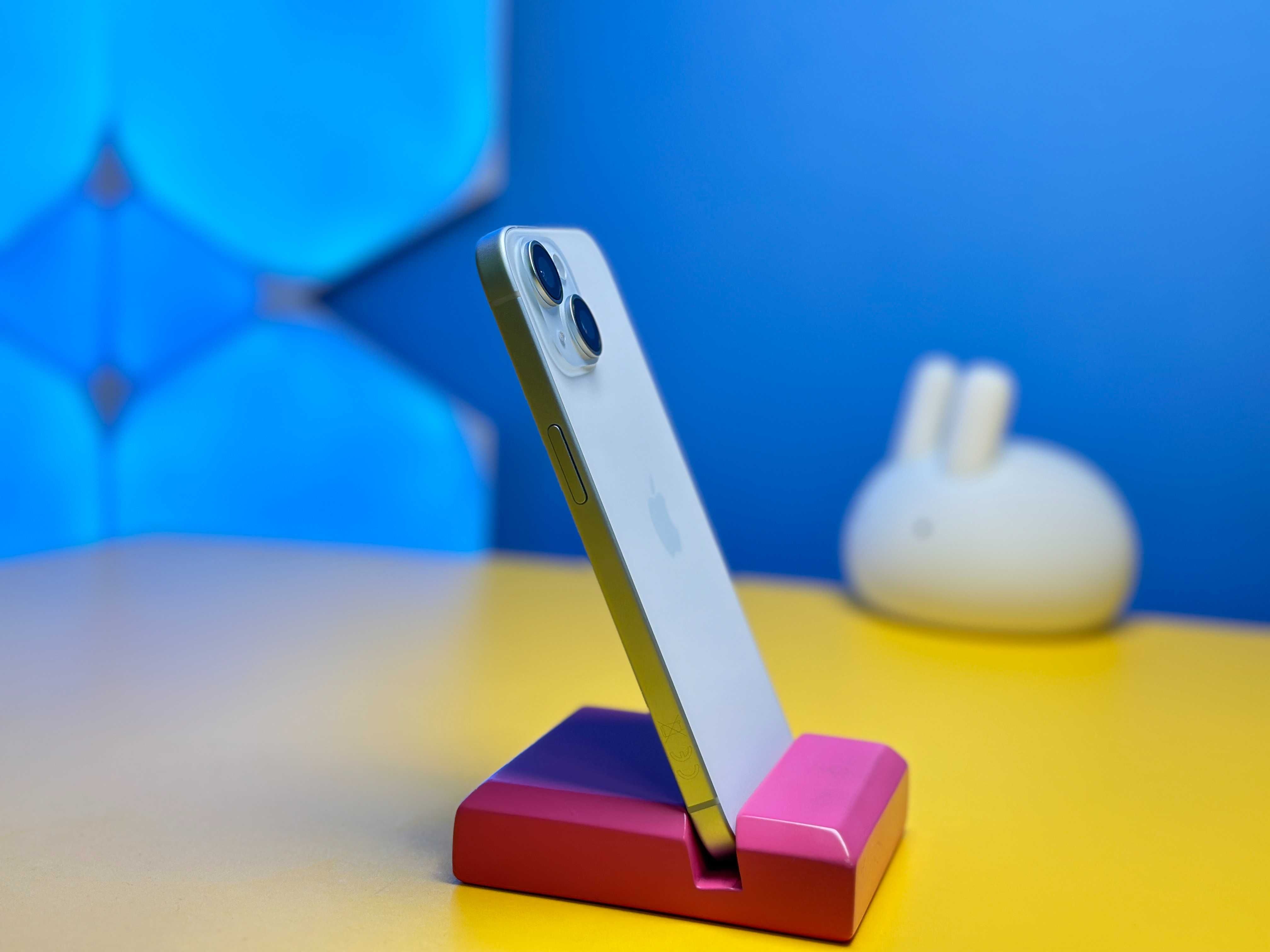 Смартфон Apple iPhone 15 128GB Blue (114128) Б/У З ГАРАНТІЄЮ