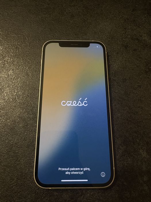 iPhone 12 kondycja 79%