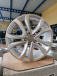 Nowe oryginalne felgi aluminiowe 19 cali Audi Q3 Q5