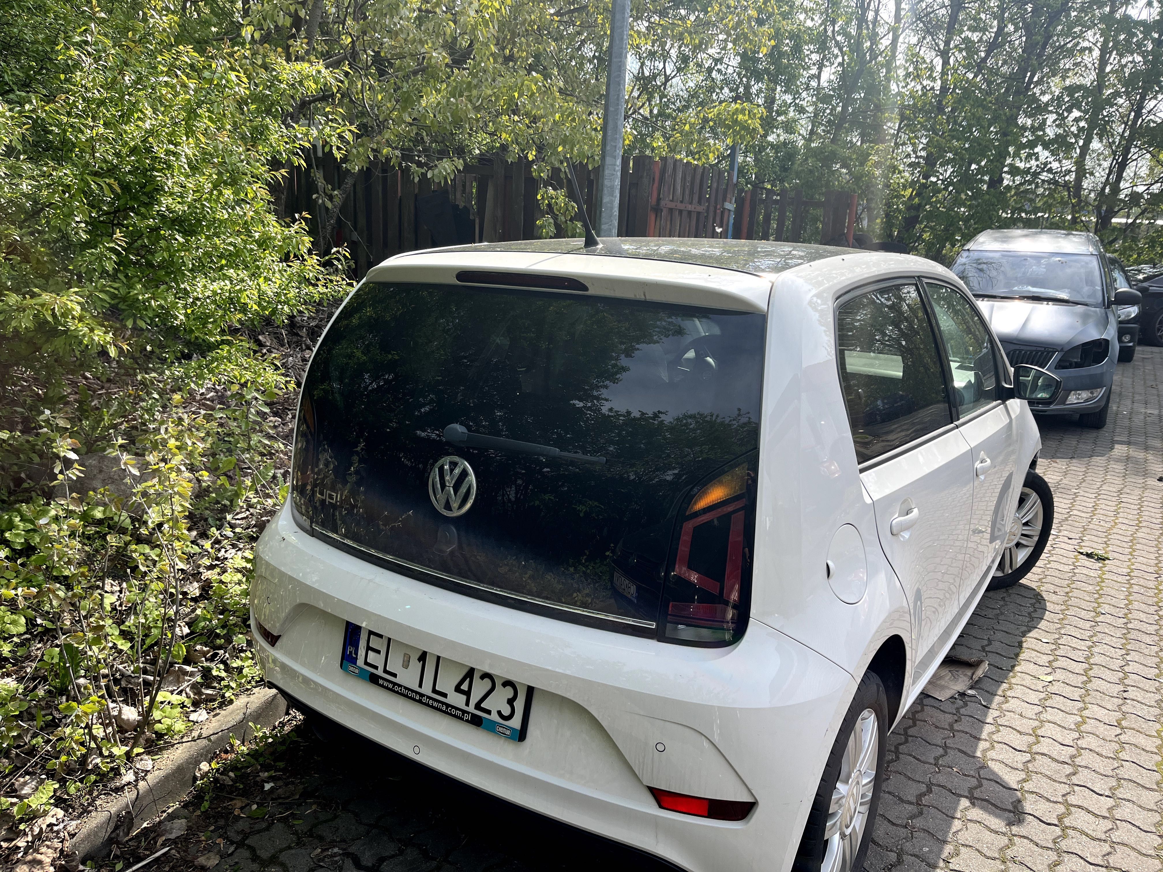 Volkswagen UP High UP Najbogatsza wersja... VAT 23% uszkodzony!!!