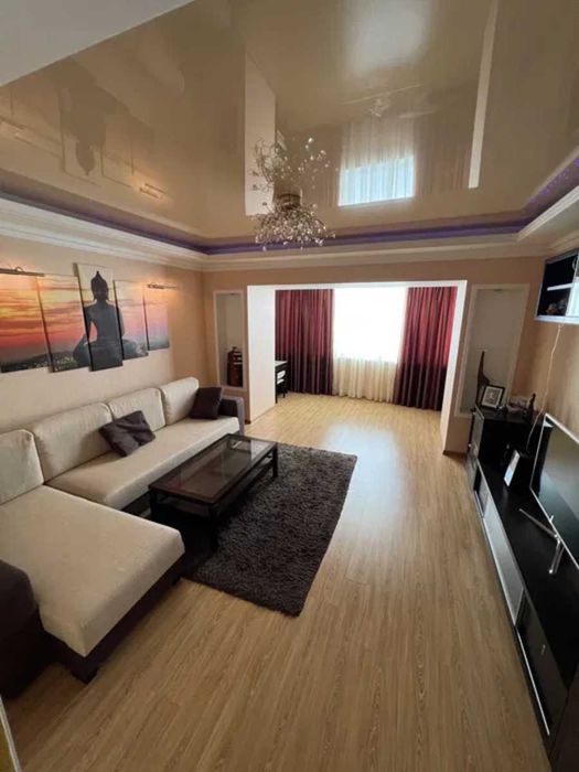 Продаж 3х кімнатної квартири у центрі