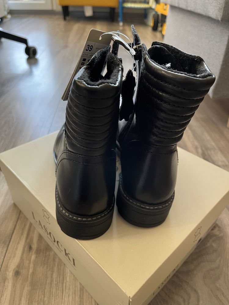 Buty zimowe damskie Lasocki NOWE z metką 39