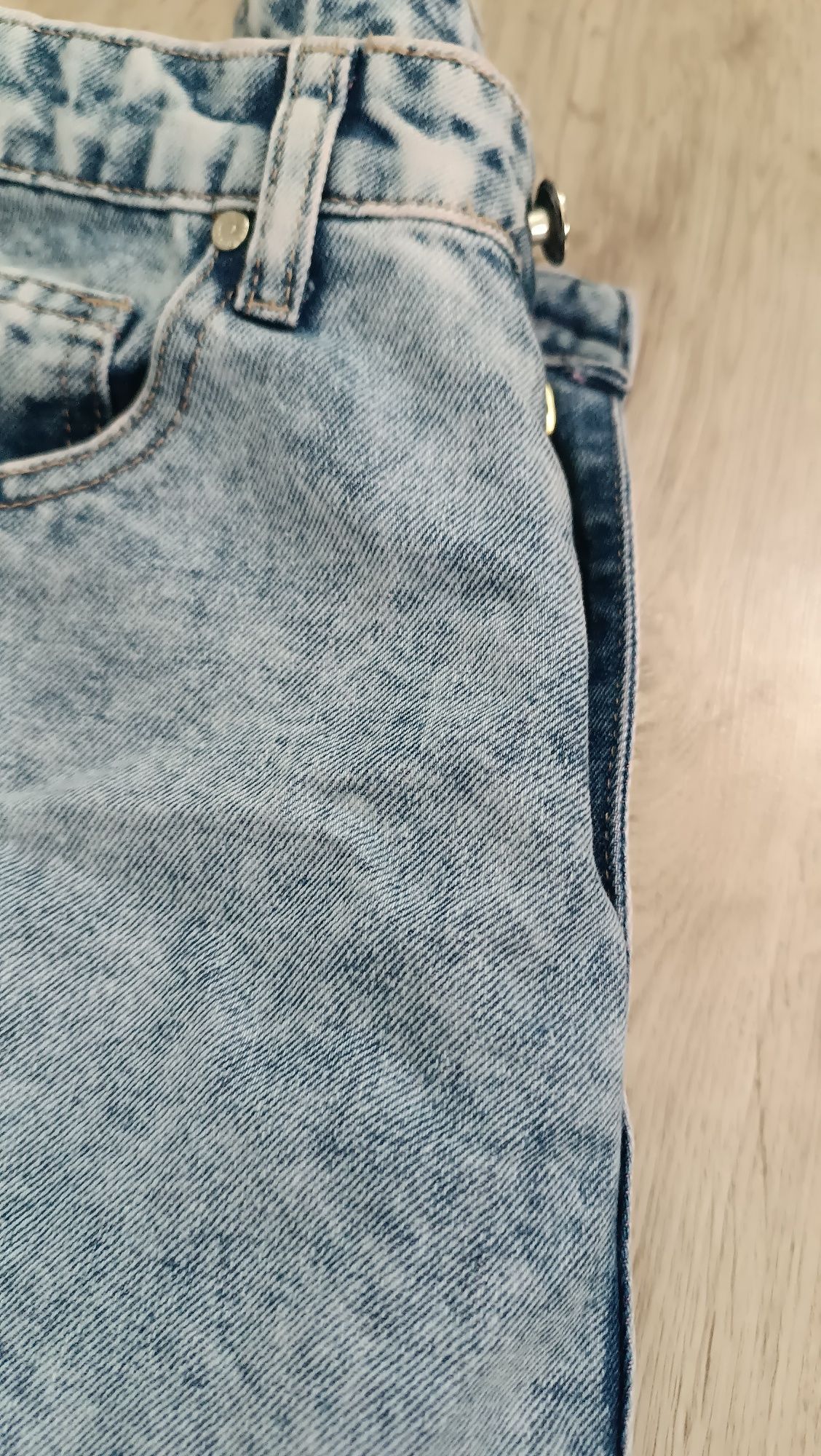 Jeansy mom fit s