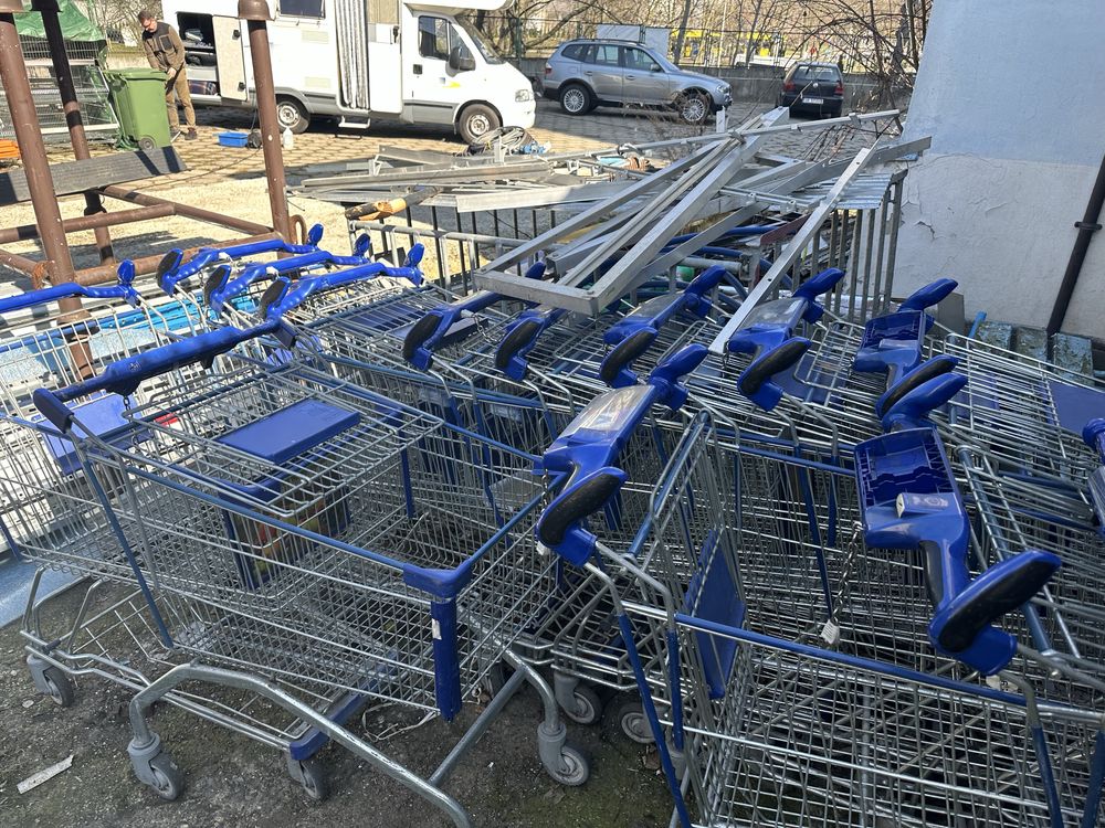 Wozki sklepowe z platforma dolna