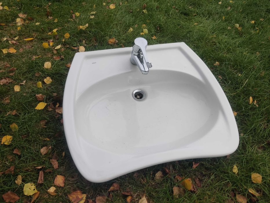 Umywalka z baterią dla niepełnosprawnych