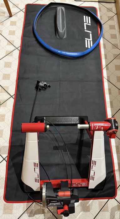 Trenażer ELITE Novo Force 8( mata, podstawka, manetka, zacisk, opona )