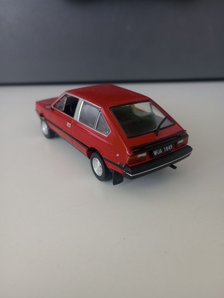 Polonez Coupe Legendy FSO 1:43