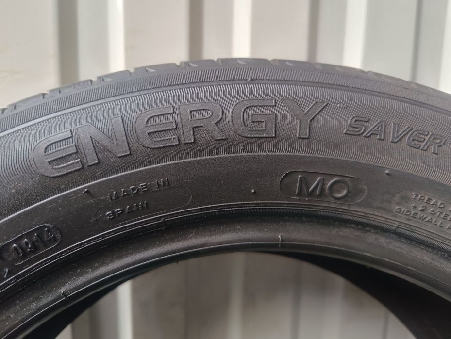 Para używanych opon Michelin energy saver 205/55 16
