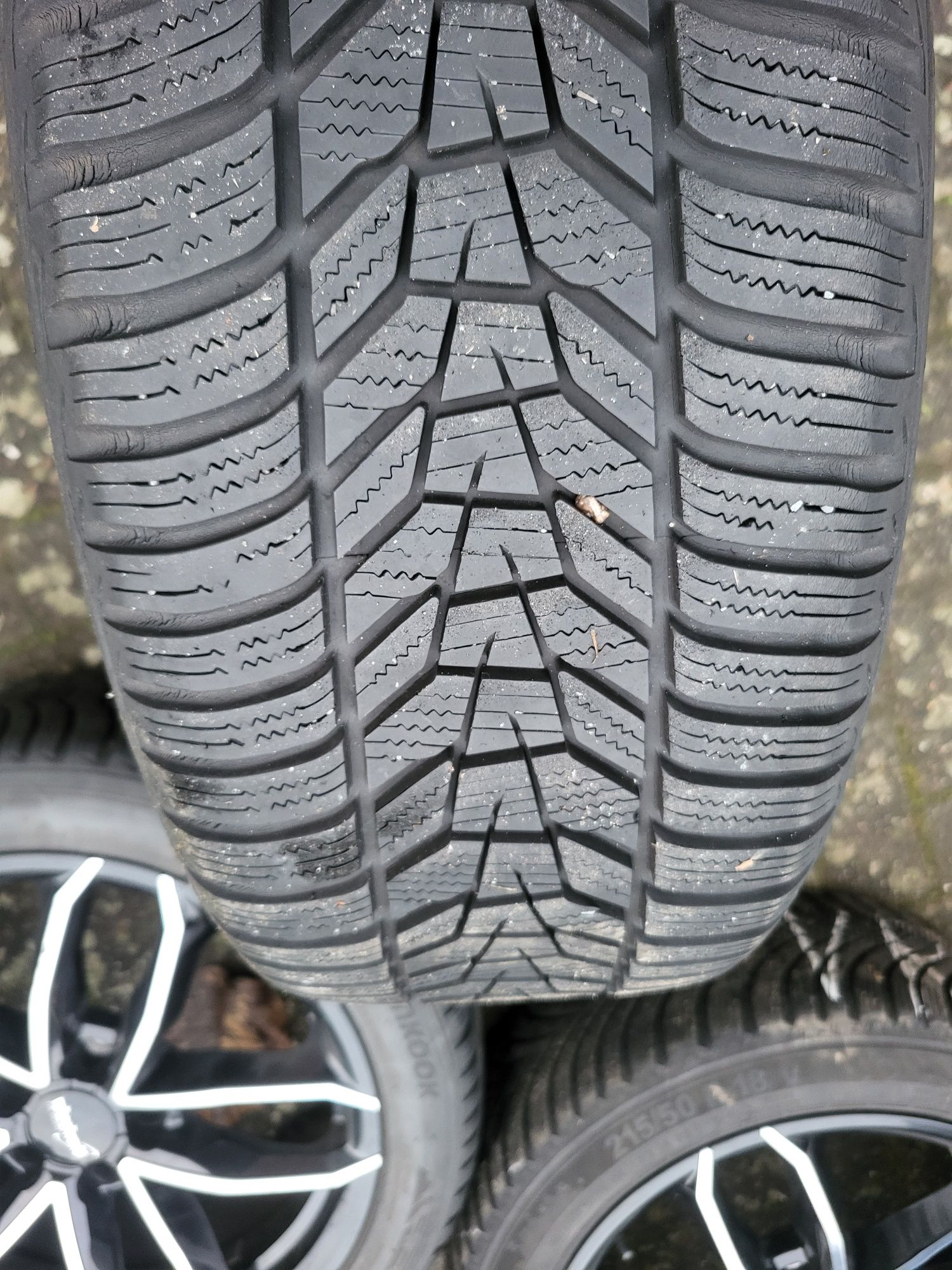 Felgi Wheelword 18" 5x112 Opony zimowe 215/50/18 Audi/Mercedes/Vw/Skod