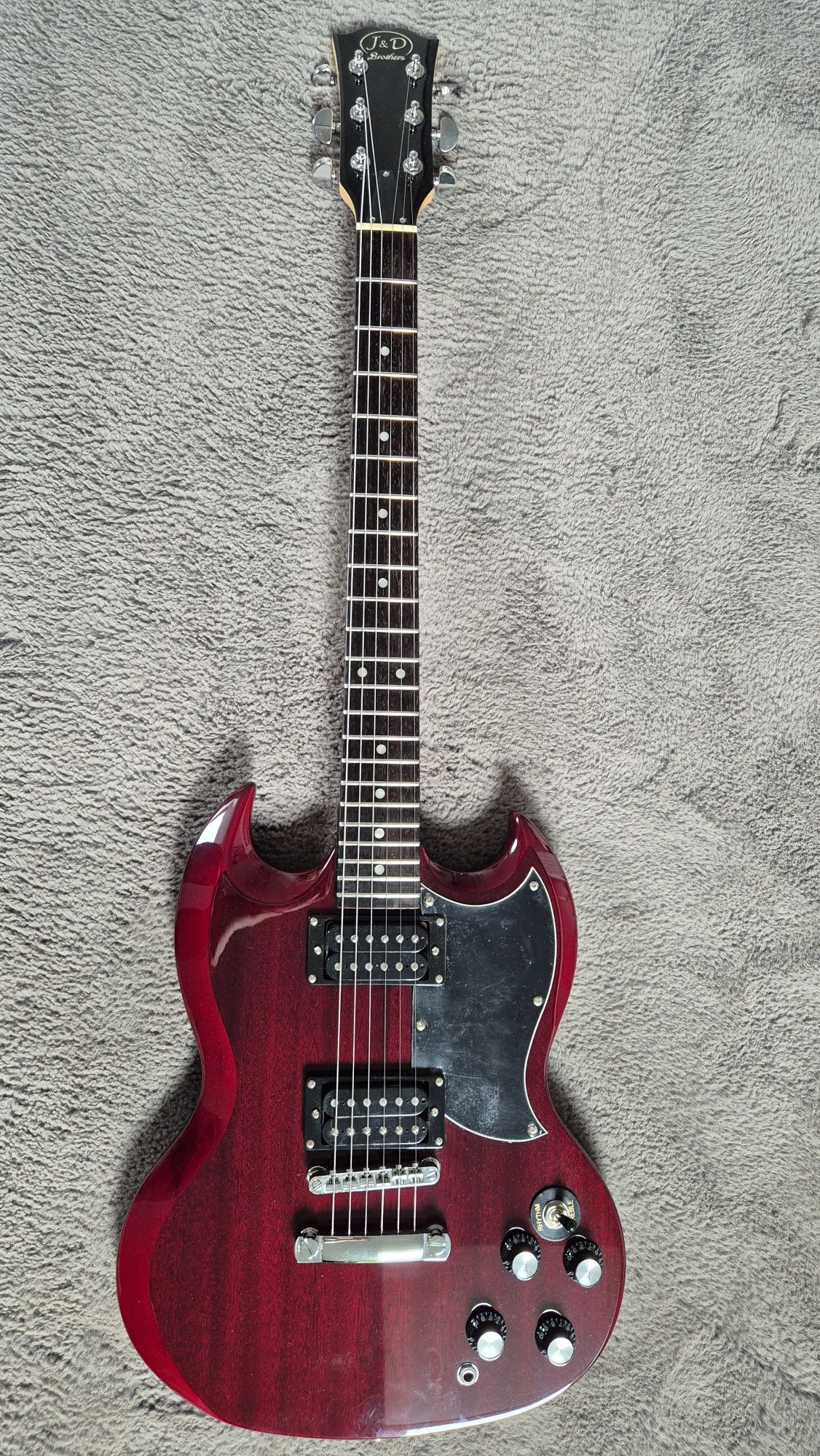 Gitara elektryczna J&D SG
