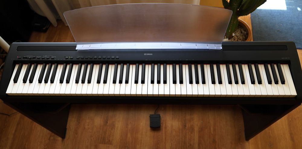 pianino Yamaha P-95