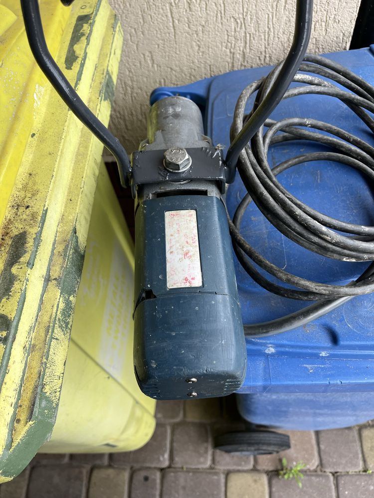 mieszadło firmy Rebir 1400 W.