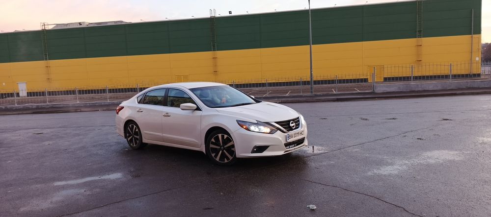 Nissan Altima 2.5 sr 2017