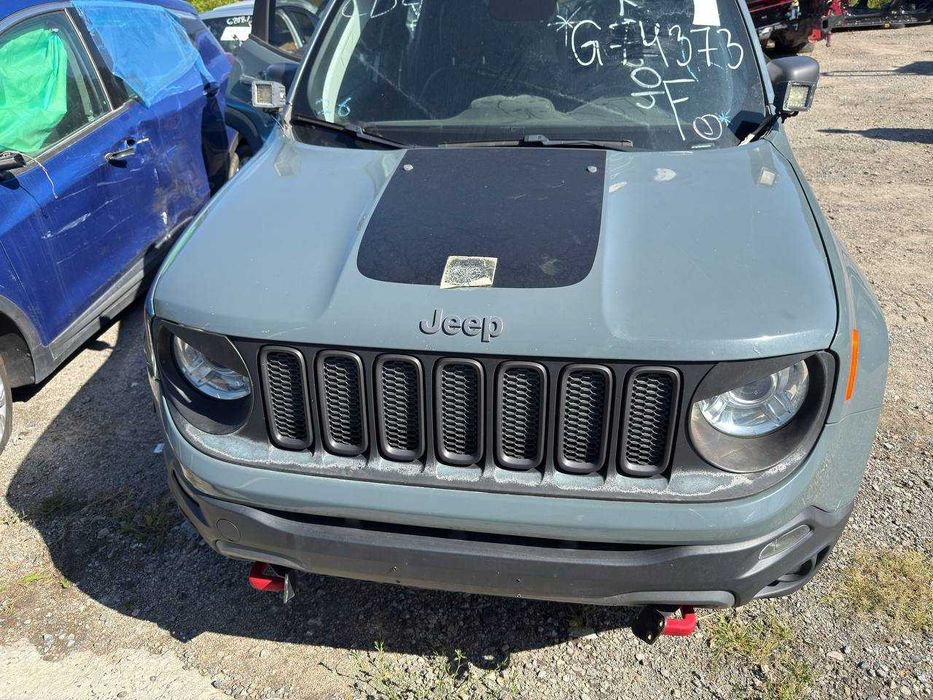 Разборка Шрот Jeep Renegade BU 2,4 двигун 2017 рік Trailhawk 4x4