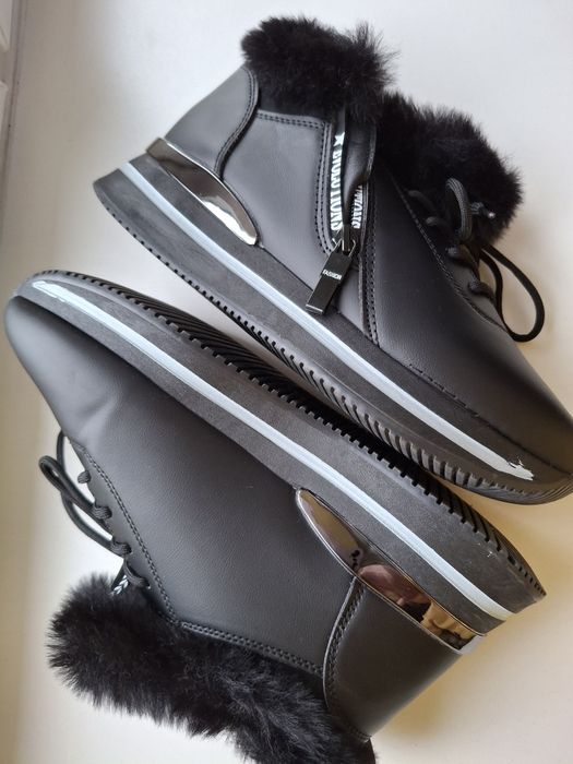 Botki, sneakersy czarne