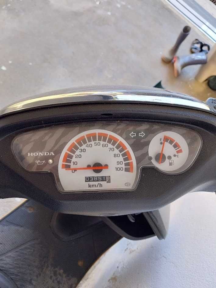 Scooter HONDA 50CC como nova