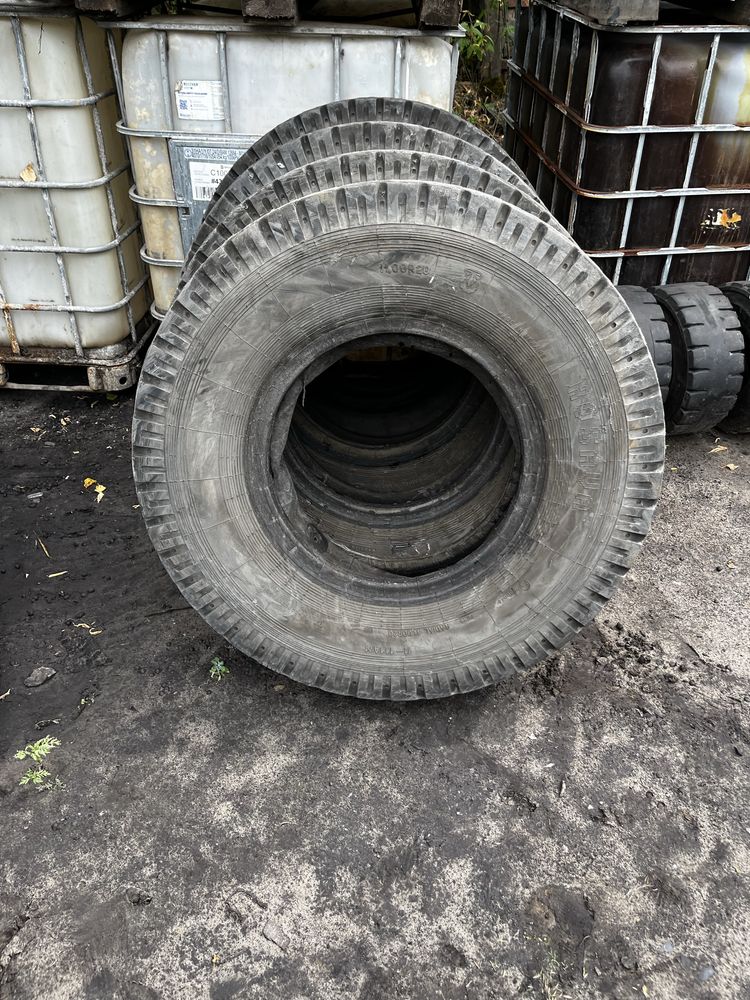 Продам Шини на Камаз 11 R20
