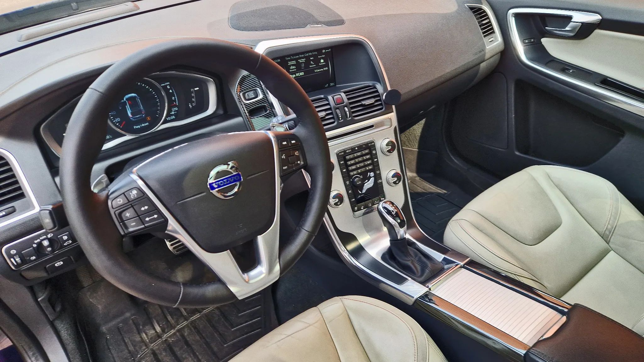 Volvo XC 60 VOLVO XC 60 T6 3.0 AWD Platinum | Ocean Race | Polestar (full opcja!)