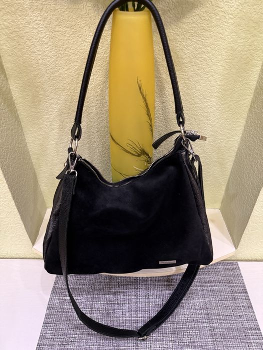 Женская сумка из натуральной замши с лазерным напылением BORSACOMODA