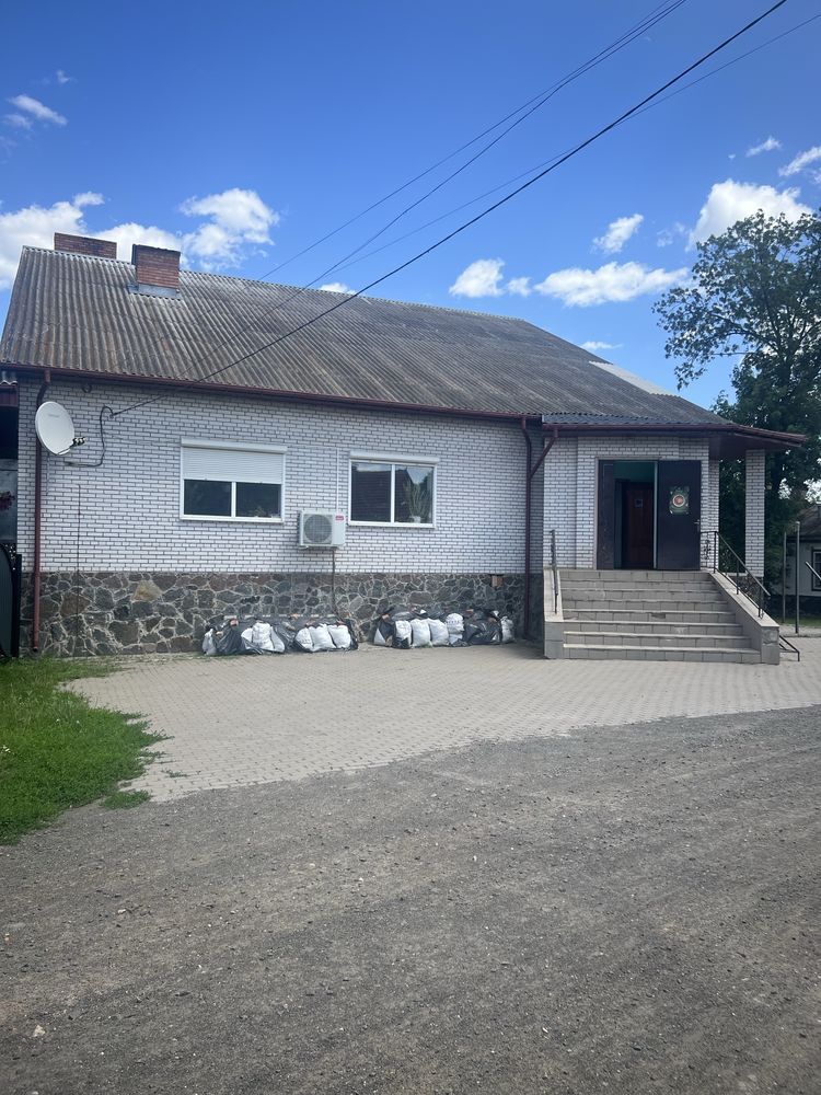 Продається будинок в центрі с.Дирдин,Черкаська обл., вул. Густима Жука