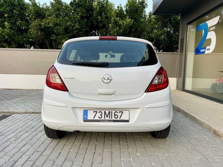 Opel Corsa 1.2 Enjoy