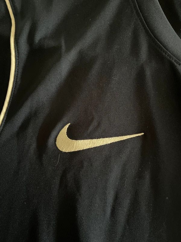 Camisola oficial Nike PSG Academy Trainer – Tamanho S – Manga curta