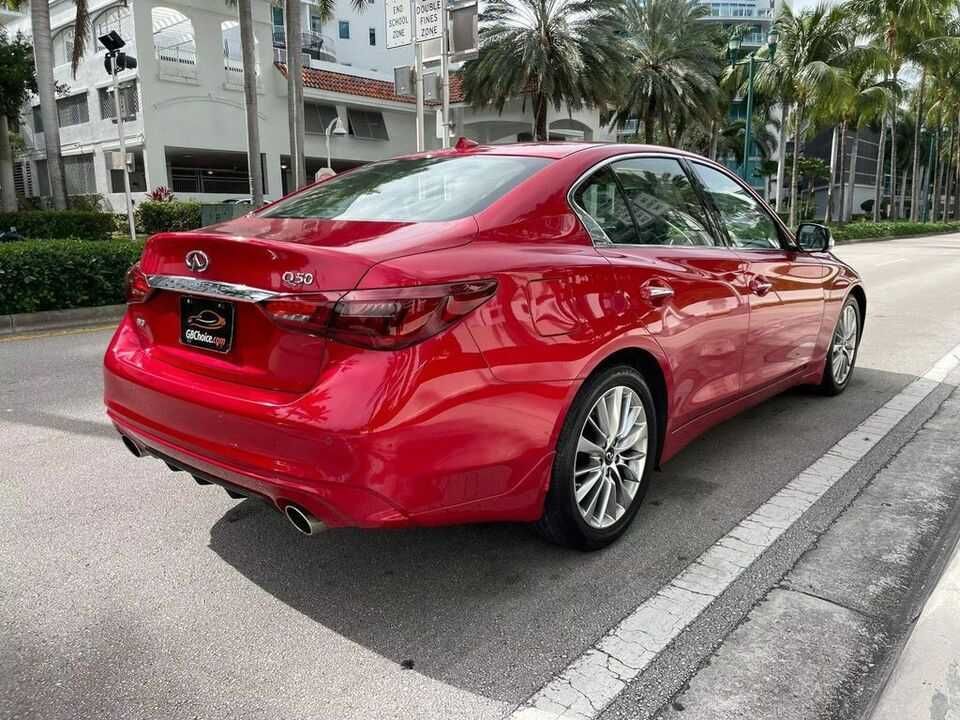 2022 Infiniti Q50 LUXE AWD