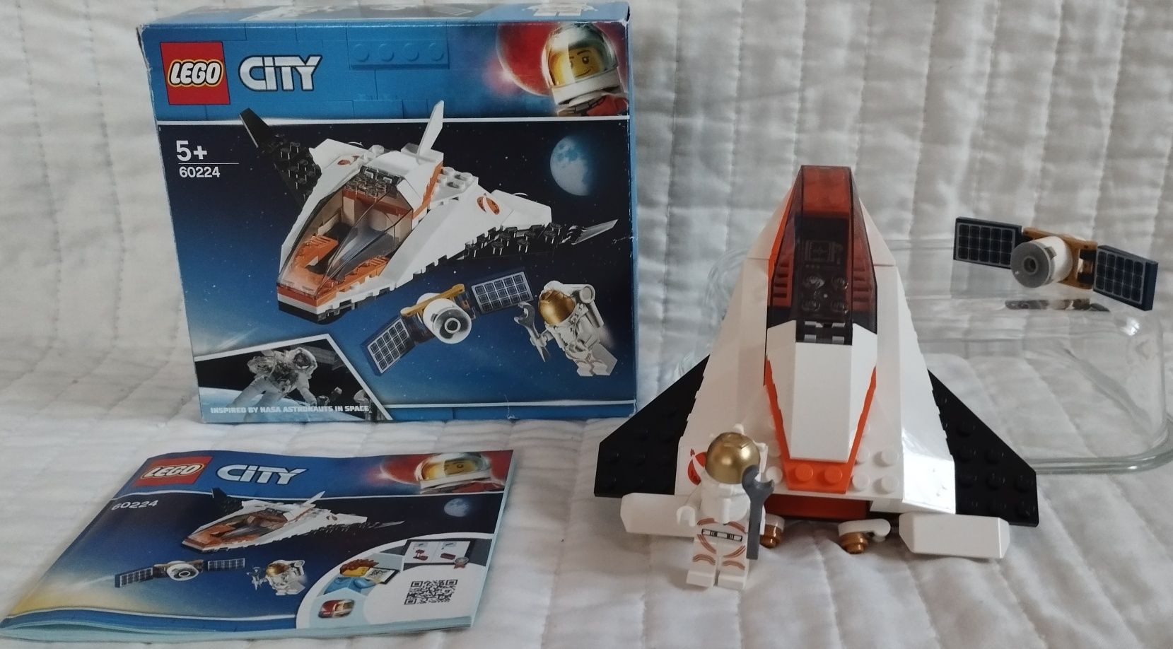 LEGO City 60224 Naprawa satelity