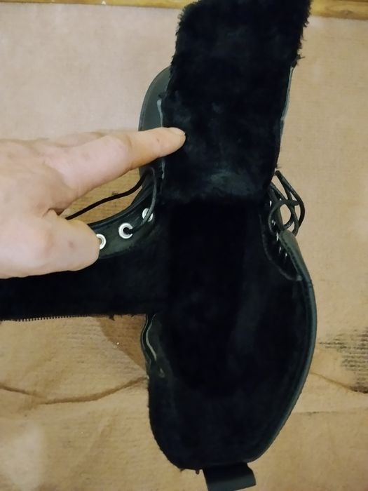 Нове зимове чоловіче взуття