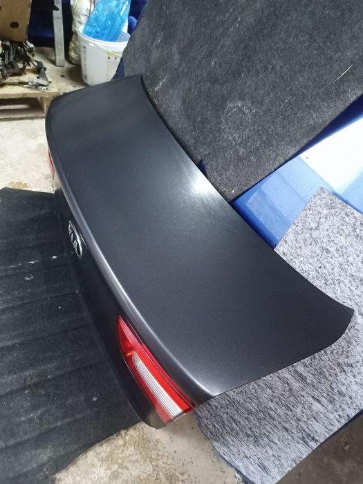 Кришка багажника седан Kia Rio 3 2012 2013 2014 2015 2016