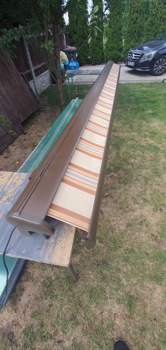 Markiza tarasowa elektryczna  4,4 x 2,5 m