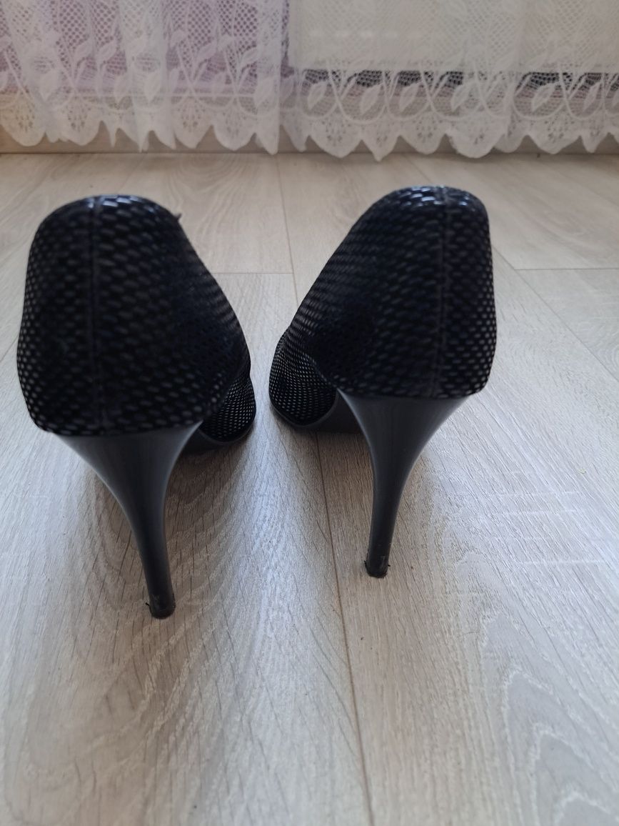 Buty damskie czółenka  38