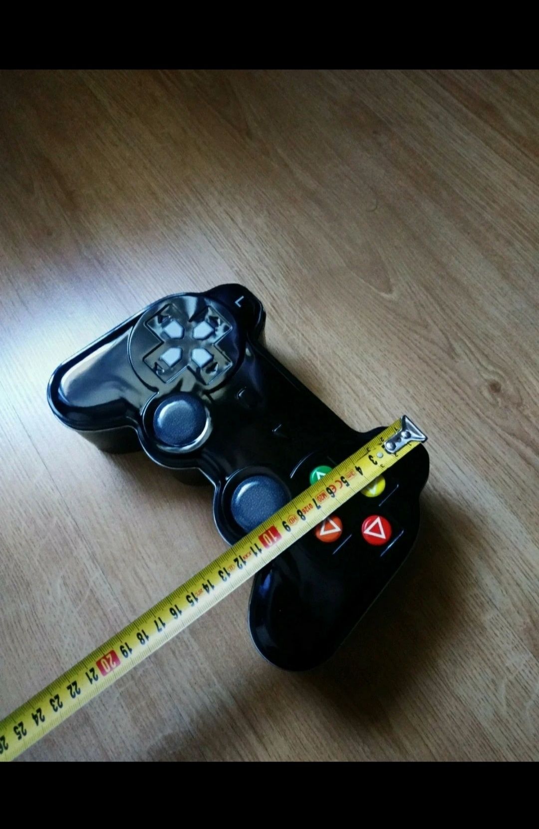 Pad, joystick, metalowe pudełko
