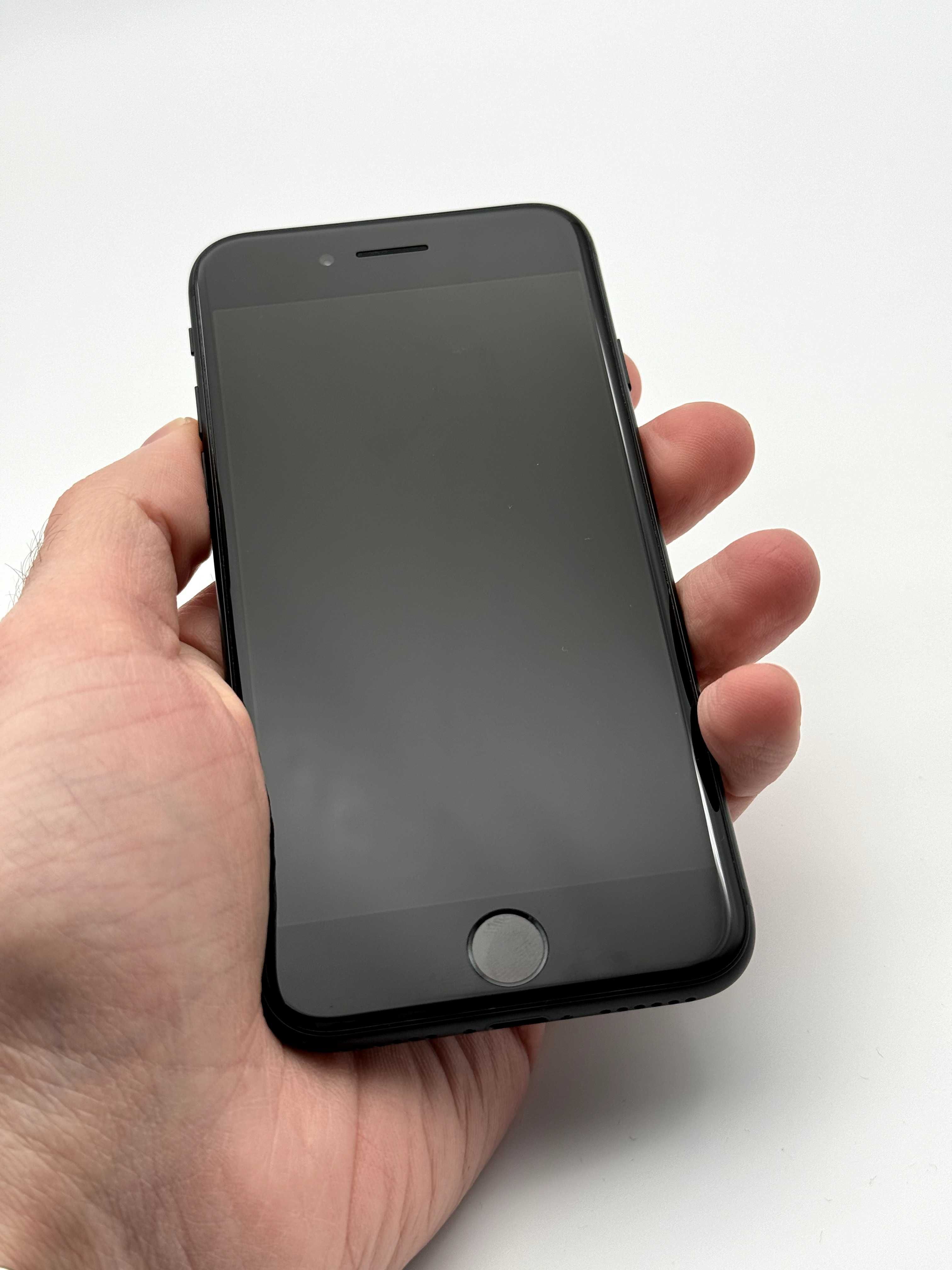 iPhone 7 32Gb Black iCloud