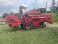 Продам комбайн Massey Ferguson 330