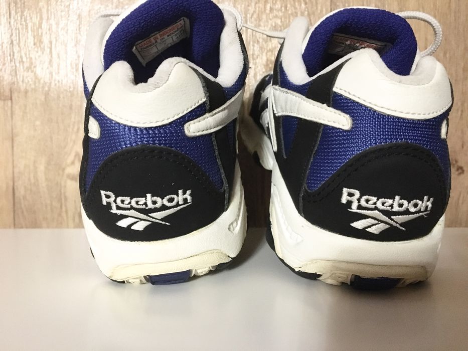Reebok Prevail crosstrainer