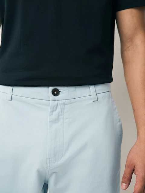 Чоловічі блакитні шорти