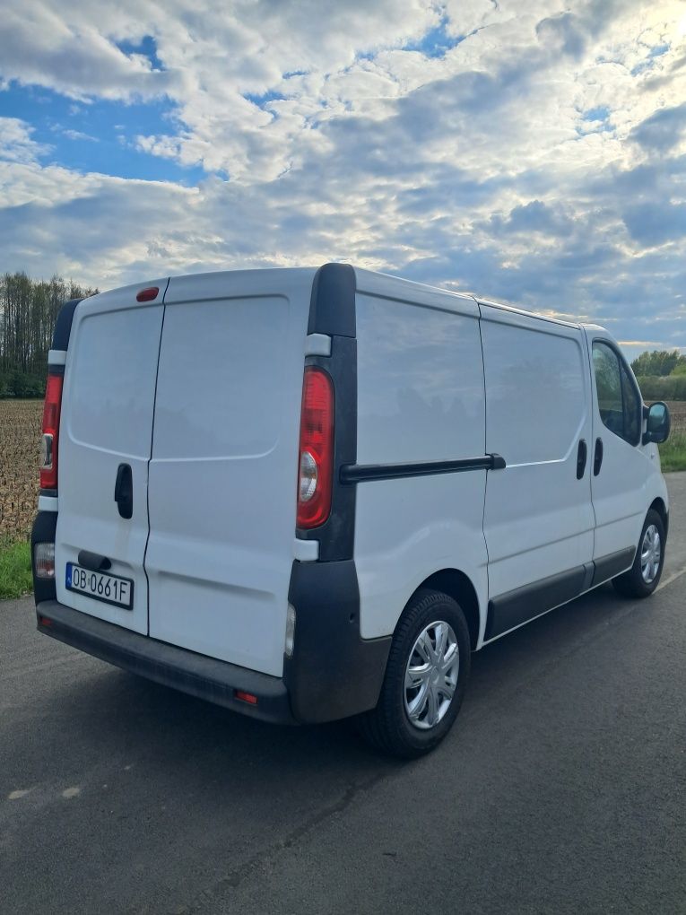 Renault Trafic 2.0 90km 2012r