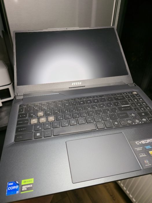 MSI cyborg 15  rtx4060 в отличном состоянии