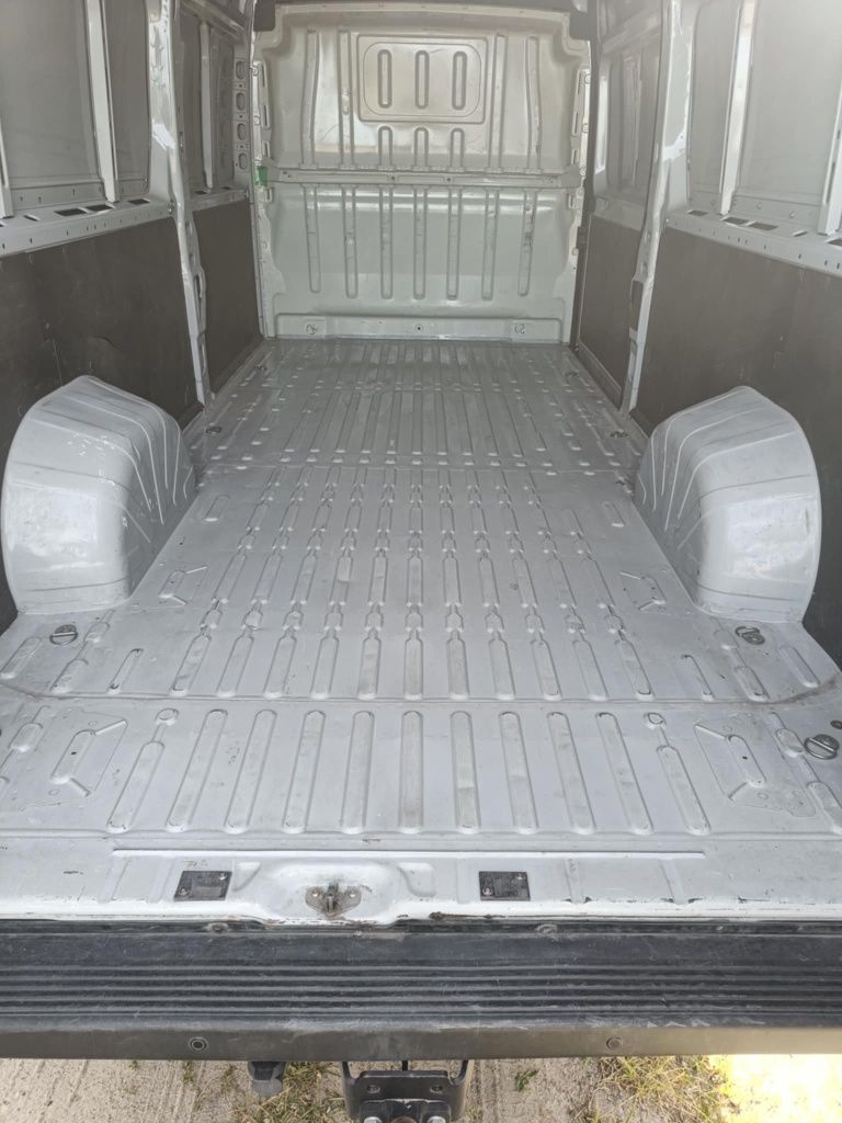 Fiat Ducato maxi 2.3 d 160 km rok 2020