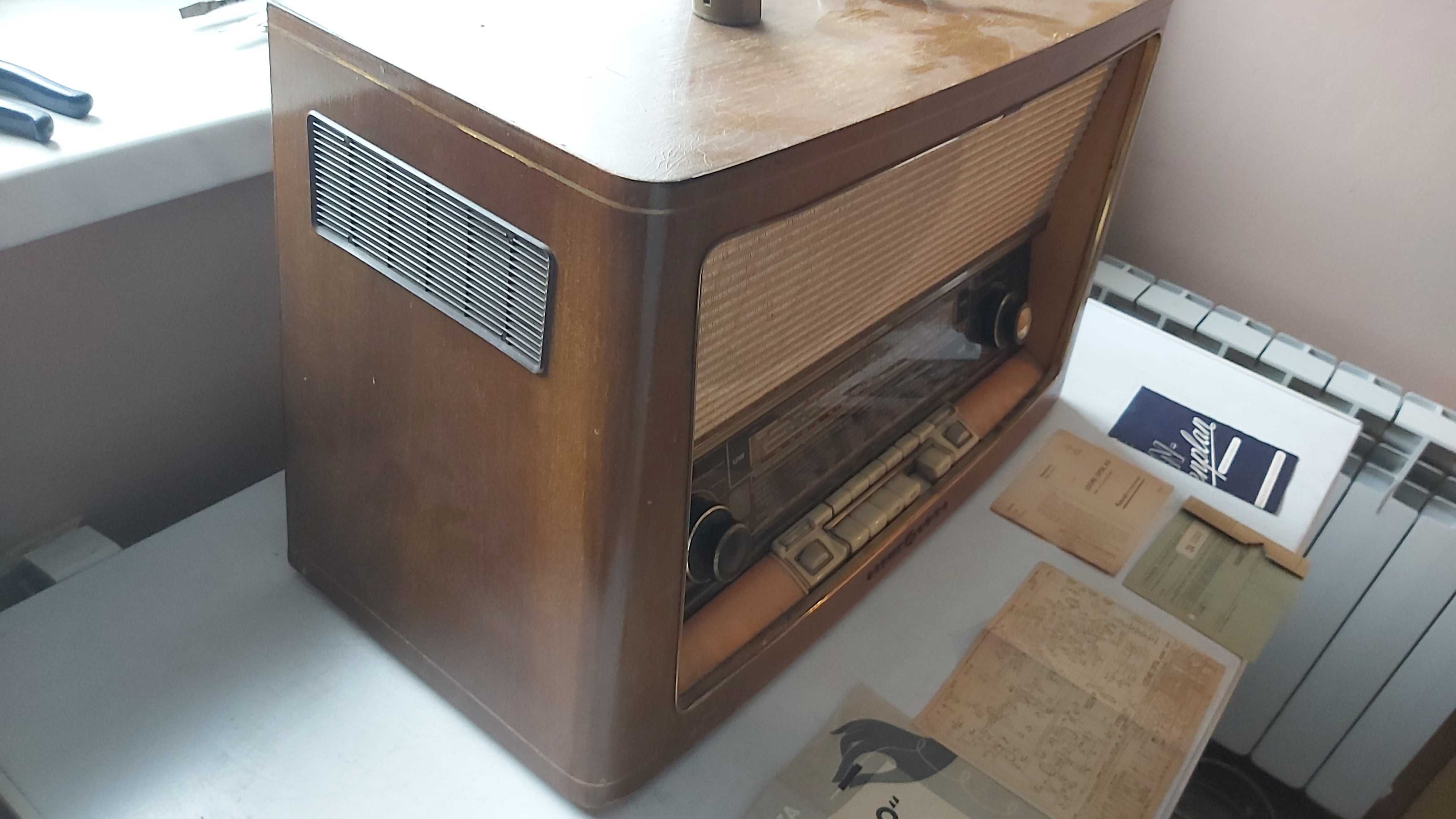 Radio lampowe Loewe Opta APOLLO zabytkowe stare antyk
