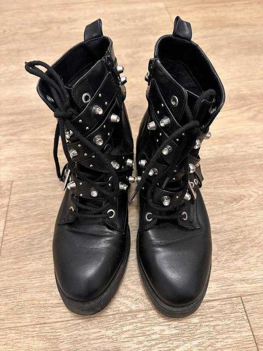 stylowe buty reserved