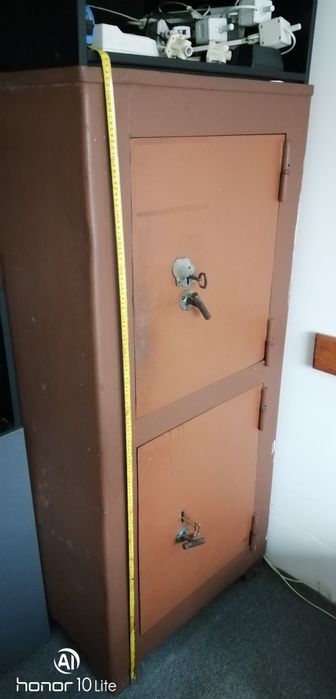 Сейф  великий!!!