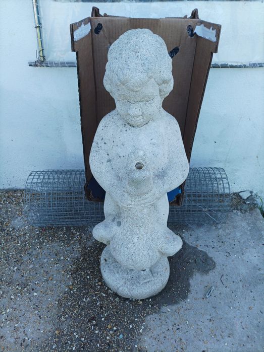Chafariz boneco de jardim