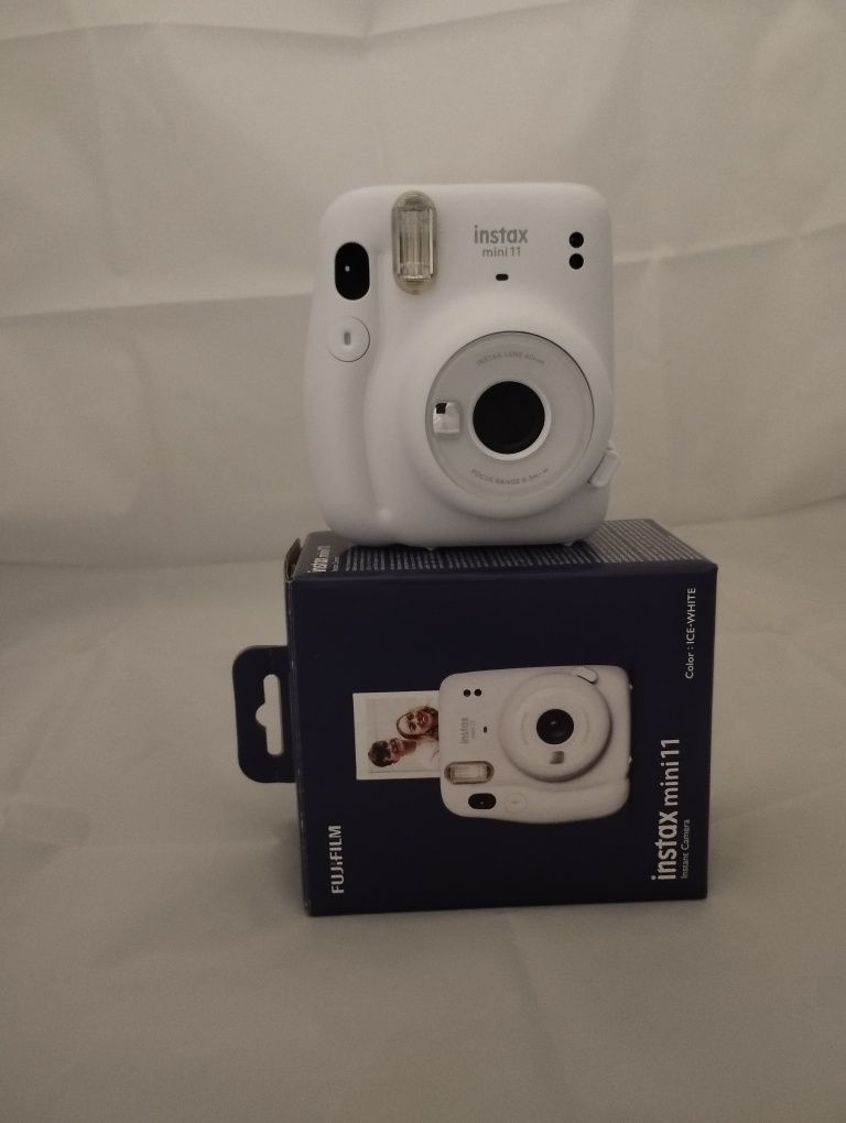 FUJIFILM Instax mini 11 NOVA